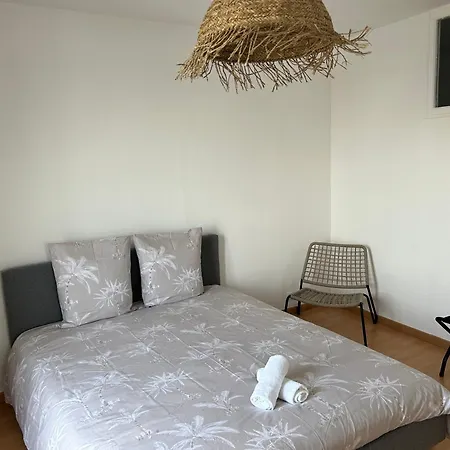 Au Coin Champenois Epernay Apartment Exterior photo